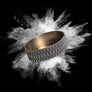 Très belle beauty ring en titane gravée en France par Laser Custom Works. Travail artisanal.