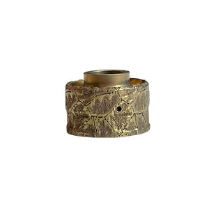 Gold desert dunes d esign  for this amazing cap engraved in France