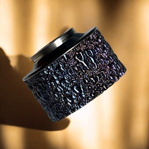 Detail and finish of this personalized haku venna heritage ghost relief vh 8 in Titanium titanium cap