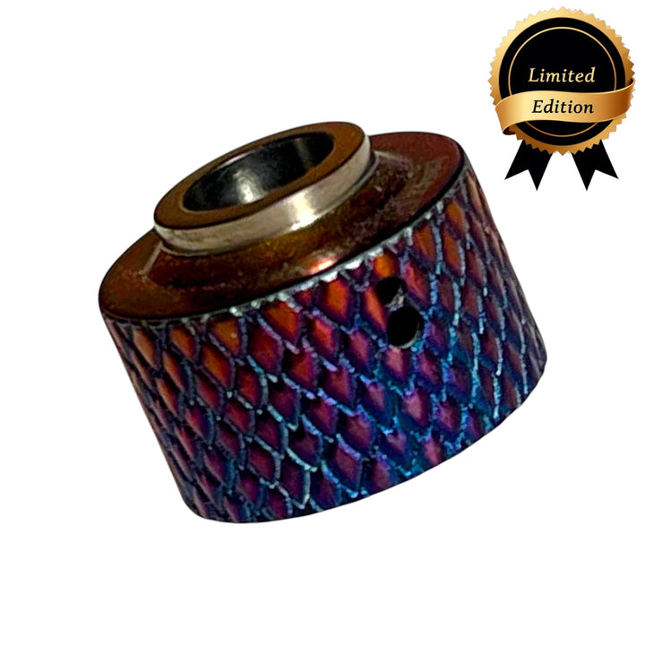 Haku Venna Heritage Multicolor Scales Relief Vh 10 made of Titanium - main view Haku Venna