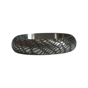The One: Geometrics Titanium Beauty Ring