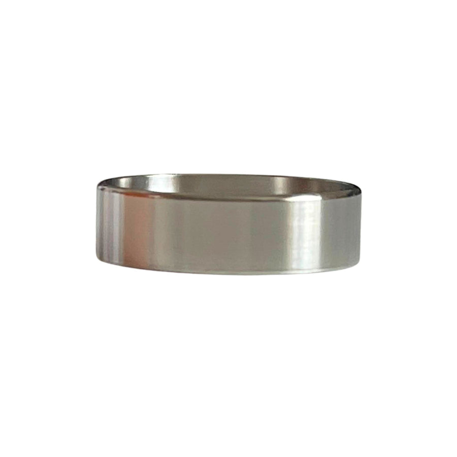 Beauty Ring Wowsers NUDE 22/24 Titanium