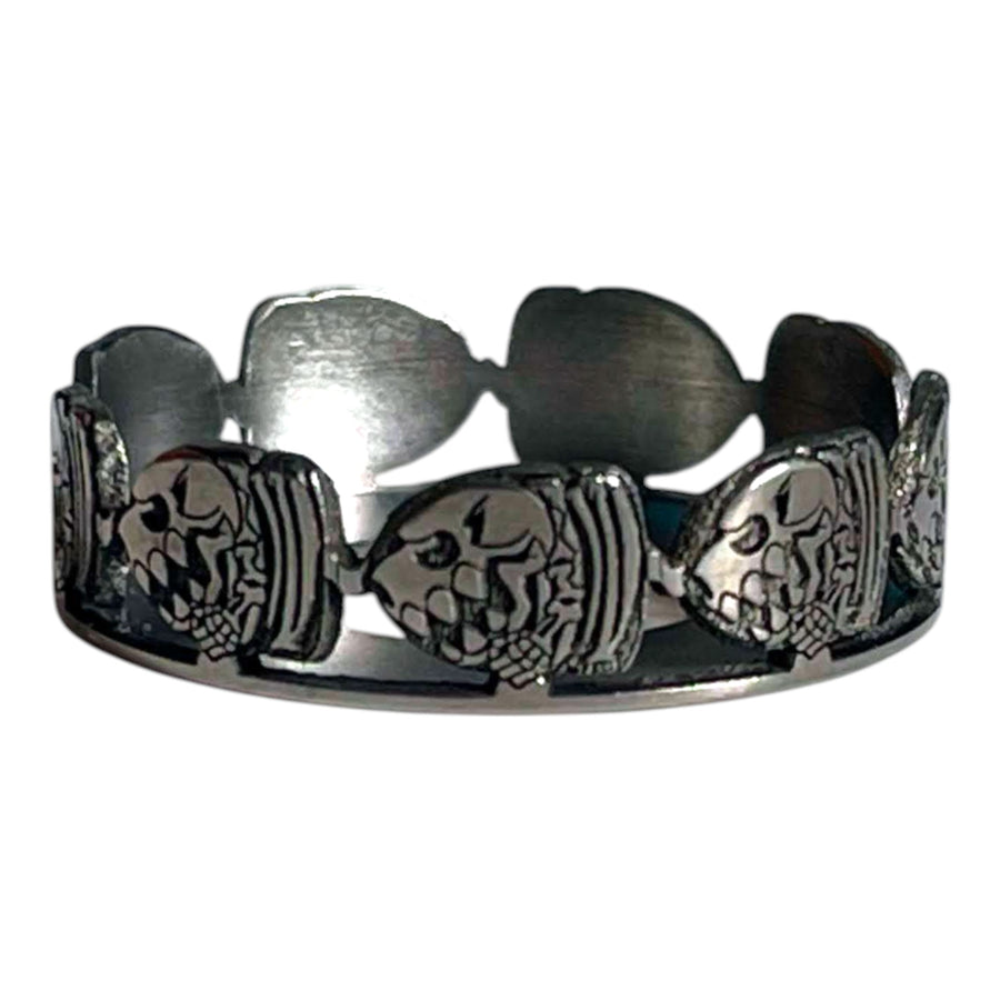 ULTIMATE TITANIUM RING - SILVER BULLET SKULLS - 22mm