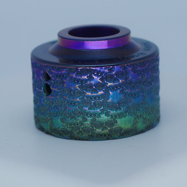 Divavap.com offers an amazing collection of RDA's caps engraved by Laser Custom Vap