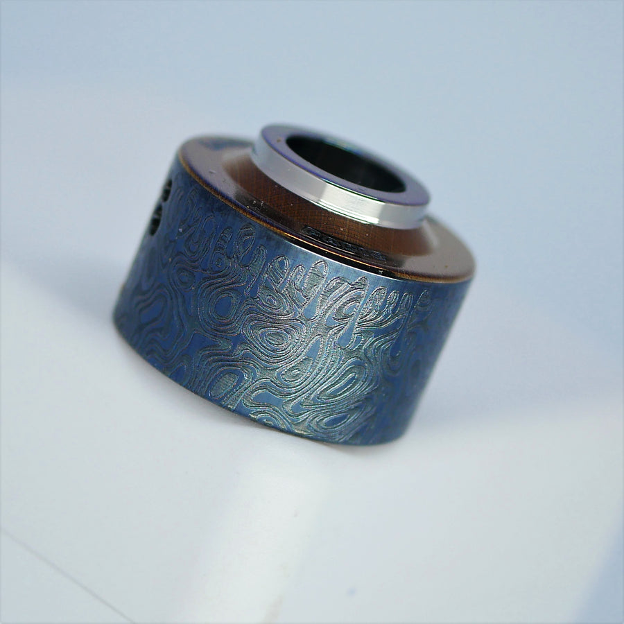 Damascus Venna Cap Titanium gravé  - Damascus Engraving #2BC028