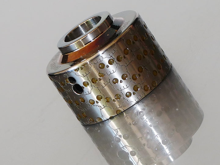 Venna Cap Titanium Bart Skulls Golden Eyes #2BC036