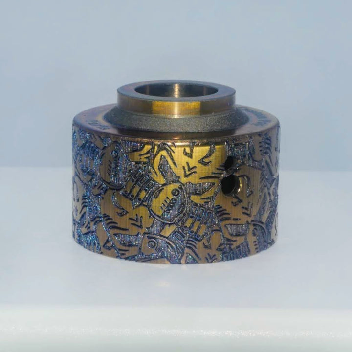 Haku Venna Cap Titanium DE (Deep Engraving) SVF #308