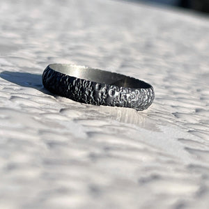 GHOST Black Beauty Ring Titanium 22/24 mm #W027