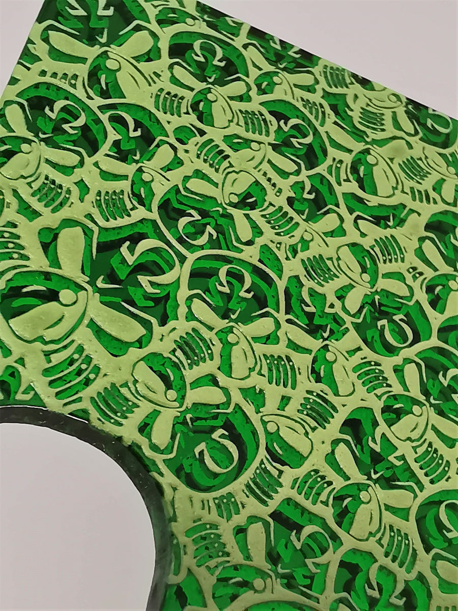 Porte gravée SvF V4 mod - Engraved Panel - SvF Little Skulls Green