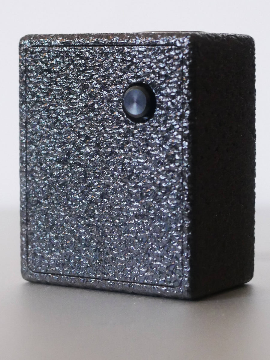 Mini ReseT full black engraved by Laser Custom Vap on Divavap.com