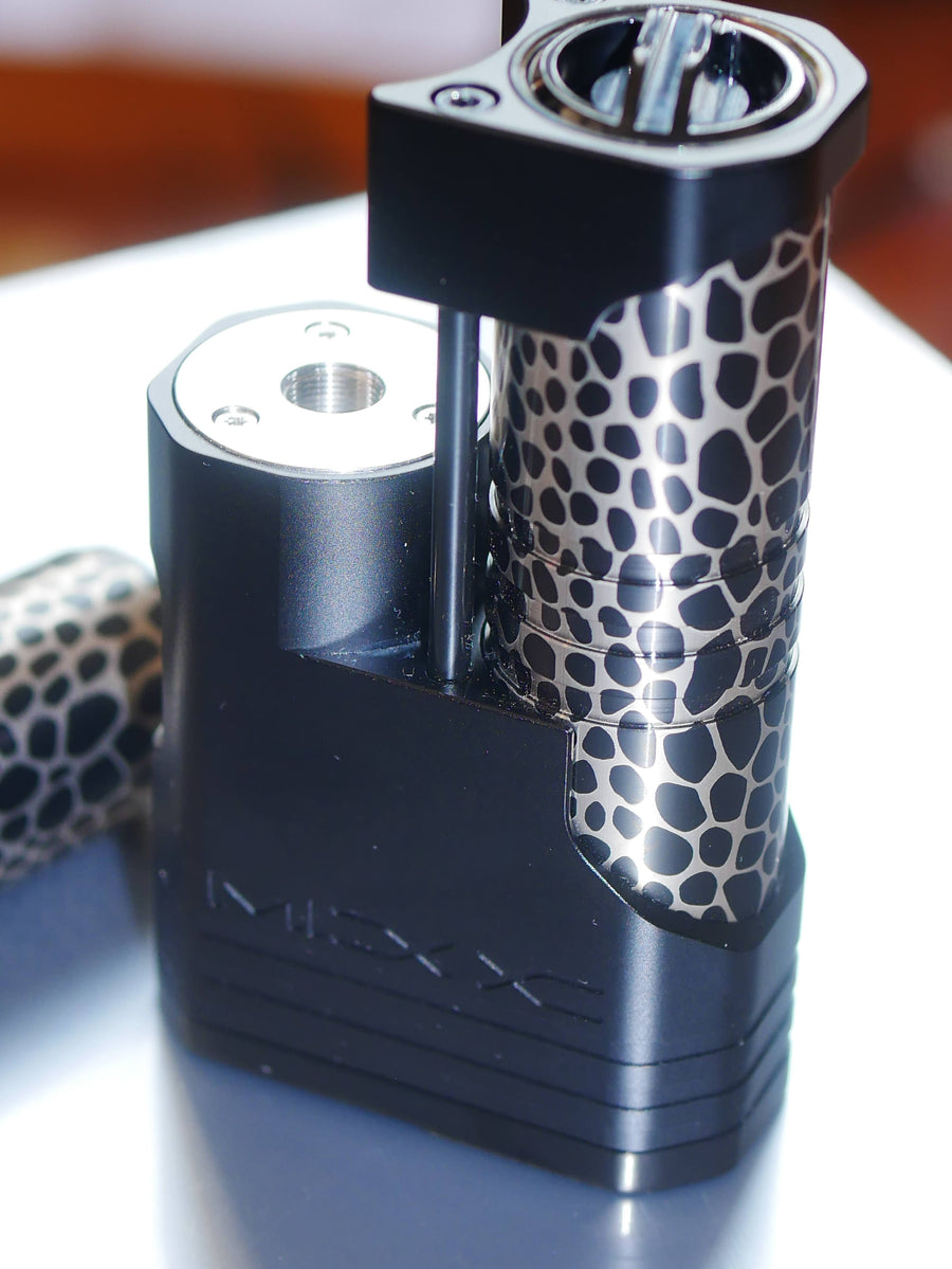 MIXX Aspire x Sunbox - Black Limited Ed engraved tubes
