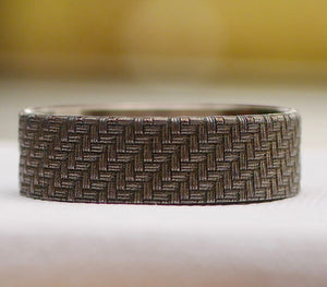 Beauty ring Carbon on divavap.com