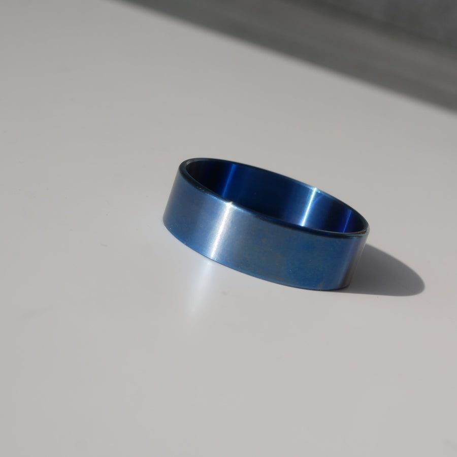 Beauty Ring Wowsers Blue 22/24 Titanium #WS001